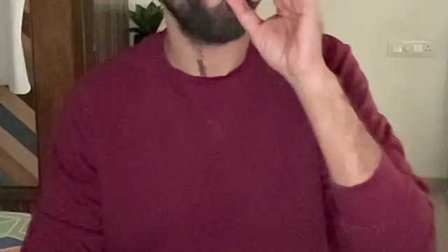 MakeMeAwareAah online show from December 23, 4:45 am