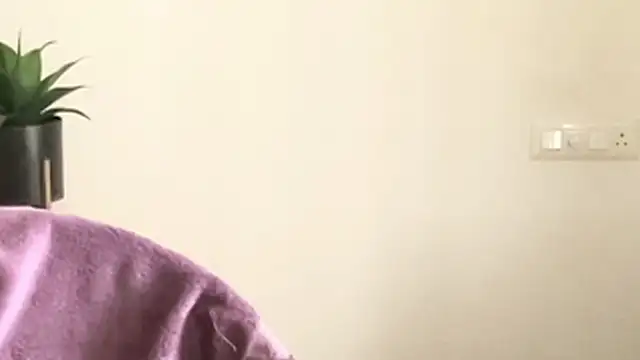 MakeMeAwareAah online show from December 16, 7:23 am