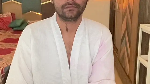 MakeMeAwareAah online show from October 21, 3:39 am