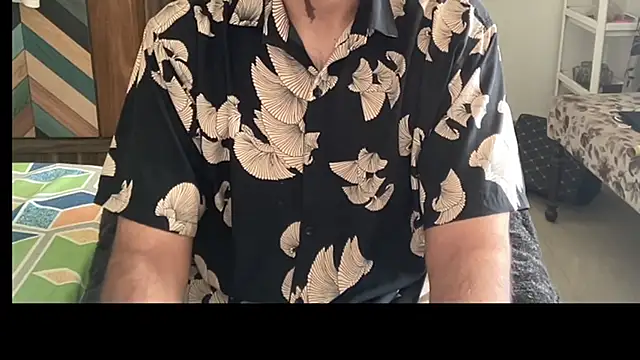 MakeMeAwareAah online show from December 18, 6:07 am