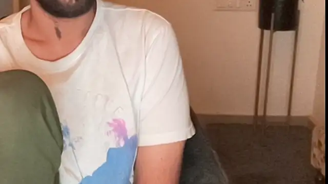 MakeMeAwareAah online show from December 1, 1:34 pm