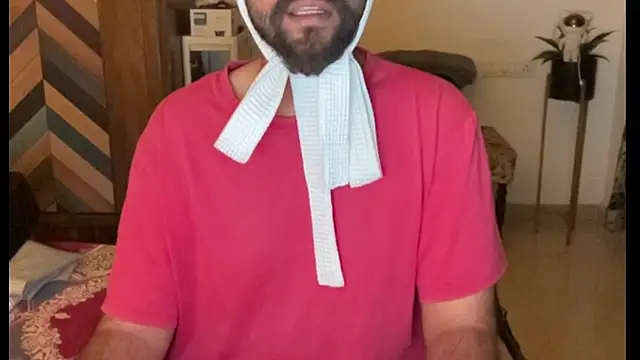 MakeMeAwareAah online show from January 7, 5:51 pm