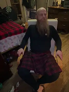 Macduckd online show from February 6, 5:14 am