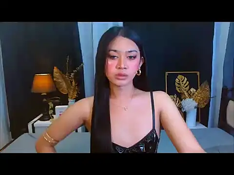 Snapshot of Kaitlyn_hershey chatting on November 13, 10:19 am Kaitlyn hershey online show from November 13, 10:19 am