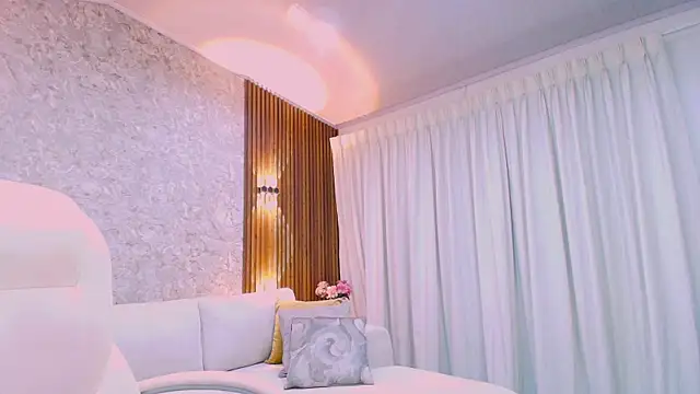 Miaa lane online show from January 17, 11:25 am