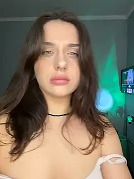 Snapshot of ScarletSi chatting on April 5, 8:04 pm ScarletSi online show from April 5, 8:04 pm