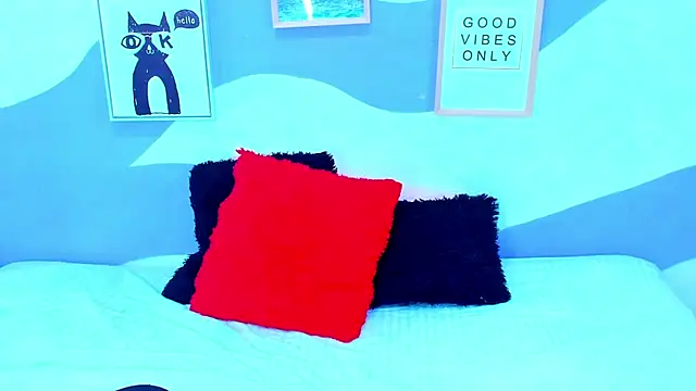 Snapshot of VIOLETA-28 chatting on November 28, 1:33 pm VIOLETA-28 online show from November 28, 1:33 pm