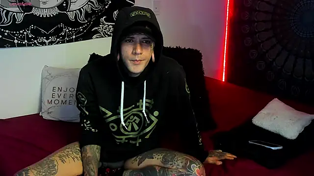 cleoo jhonny online show from November 10, 2:05 am