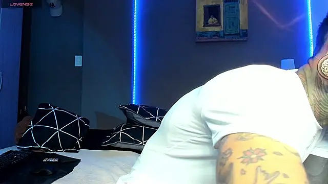 cleoo jhonny online show from March 15, 4:08 am