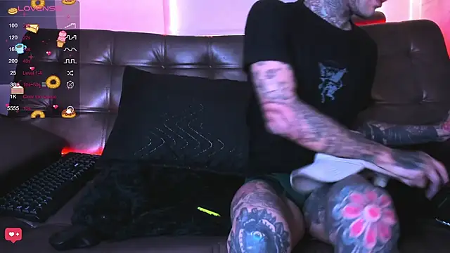 cleoo jhonny online show from June 6, 3:06 pm