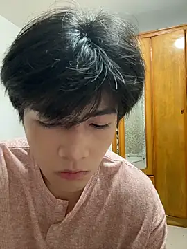 xiaofan777 online show from November 7, 10:20 am