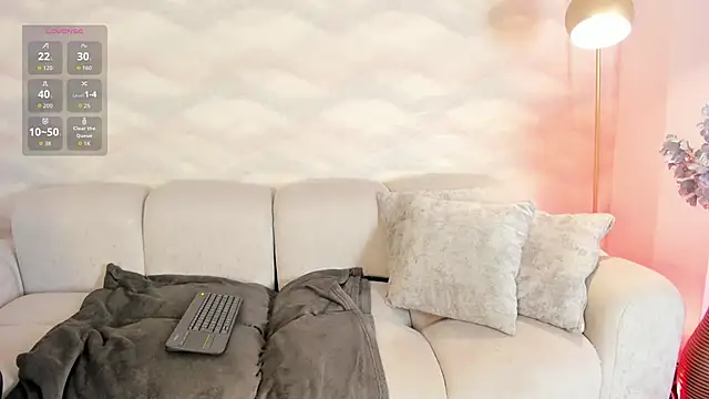 AnnieLove  online show from November 8, 2:37 am