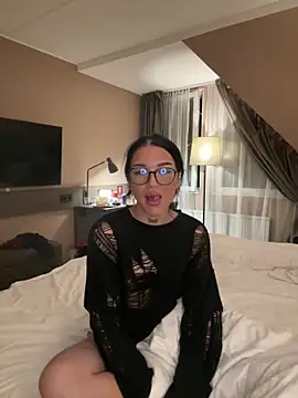 Gabbyys online show from November 25, 11:48 pm