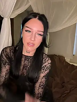 Gabbyys online show from June 9, 7:15 pm