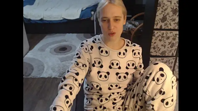 Lucky-Sweet Bb online show from October 28, 5:08 am