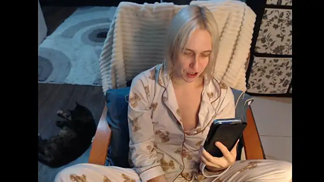 Lucky-Sweet Bb online show from October 26, 6:30 pm