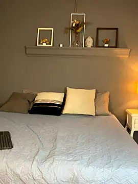  missParis   online show from November 18, 8:01 pm