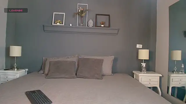  missParis   online show from November 13, 8:02 pm