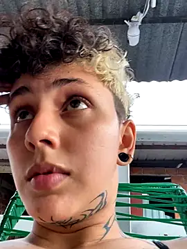 Snapshot of Abby_Evanns1 chatting on November 16, 9:51 pm Abby Evanns1 online show from November 16, 9:51 pm