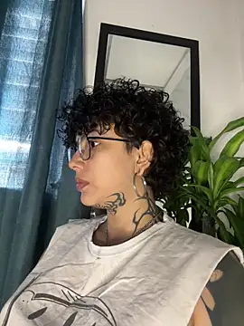 Abby Evanns1 online show from April 22, 2:13 pm