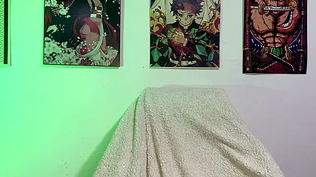 Snapshot of Abby_Evanns1 chatting on December 4, 3:27 am Abby Evanns1 online show from December 4, 3:27 am