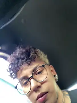 Snapshot of Abby_Evanns1 chatting on November 22, 9:02 pm Abby Evanns1 online show from November 22, 9:02 pm