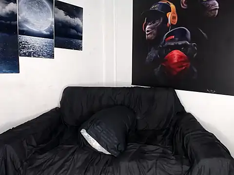 Snapshot of jfkpussy chatting on December 3, 2:34 am jfkpussy online show from December 3, 2:34 am