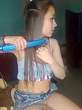 Snapshot of Adhara-Bunny chatting on October 28, 4:46 am Adhara-Bunny online show from October 28, 4:46 am