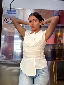 Snapshot of Talia_Bonet chatting on December 2, 2:52 pm Talia Bonet online show from December 2, 2:52 pm