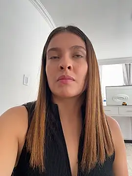 Snapshot of Talia_Bonet chatting on June 4, 4:00 pm Talia Bonet online show from June 4, 4:00 pm