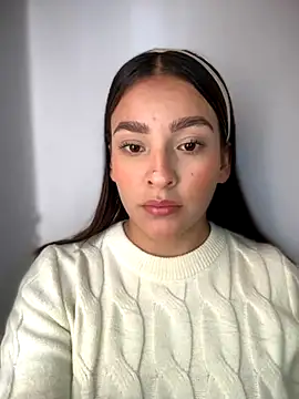 Snapshot of Talia_Bonet chatting on November 17, 4:11 pm Talia Bonet online show from November 17, 4:11 pm