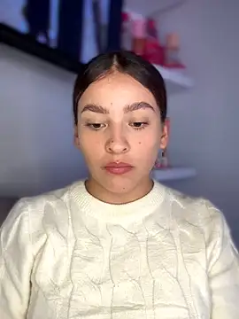 Snapshot of Talia_Bonet chatting on November 18, 2:53 pm Talia Bonet online show from November 18, 2:53 pm