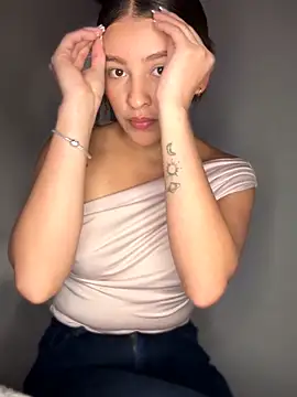 Talia Bonet online show from February 4, 1:17 pm