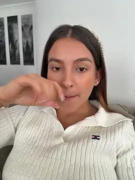 Talia Bonet online show from April 13, 5:39 pm