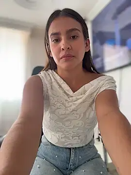 Talia Bonet online show from March 28, 5:47 pm