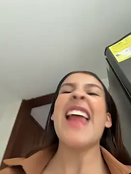 Talia Bonet online show from March 25, 3:00 pm