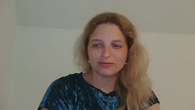 ElisSky301 online show from June 1, 9:03 pm