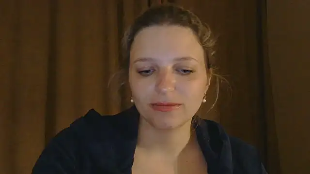 ElisSky301 online show from March 18, 11:59 pm