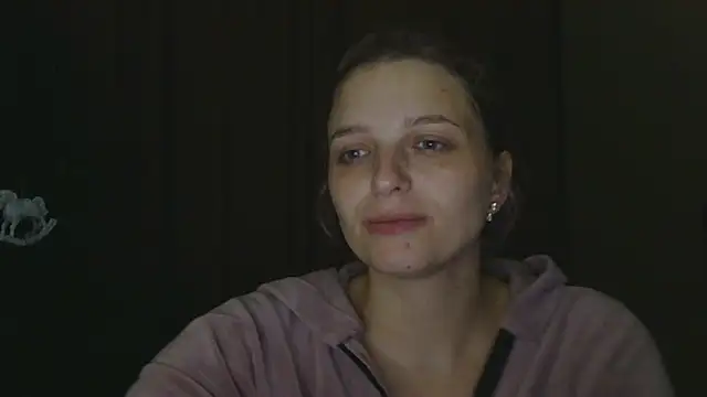 ElisSky301 online show from December 14, 9:20 pm