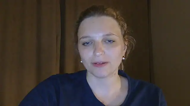 ElisSky301 online show from May 15, 9:02 pm