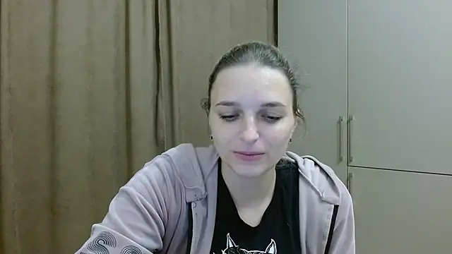 ElisSky301 online show from October 22, 9:57 pm