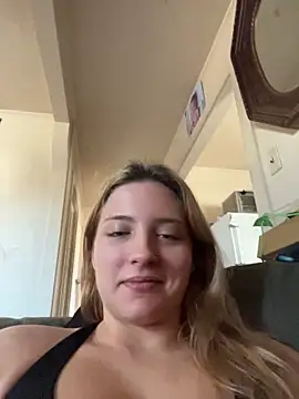 xoxokehlani online show from May 15, 9:57 pm