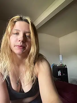 xoxokehlani online show from April 21, 5:52 pm