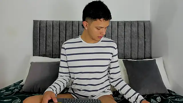 jeff walker1 online show from April 14, 8:47 pm