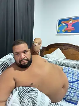 Snapshot of morfeoeros14 chatting on December 1, 7:37 pm morfeoeros14 online show from December 1, 7:37 pm