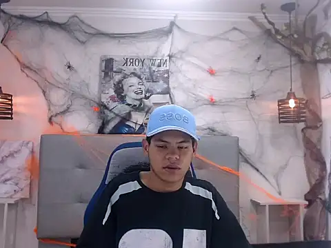 Snapshot of Yordi_Alpha chatting on October 27, 12:28 pm Yordi Alpha online show from October 27, 12:28 pm