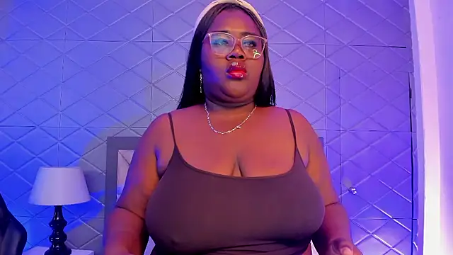 Snapshot of Britanny-Jhonsons chatting on November 27, 11:16 pm Britanny-Jhonsons online show from November 27, 11:16 pm