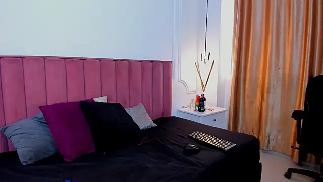 Celina Kyle1 online show from October 29, 8:52 pm