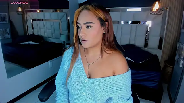 AnguelJones online show from October 28, 4:02 am