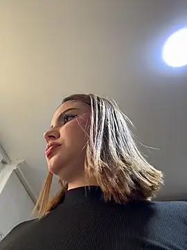 Beella1  online show from July 10, 11:43 am